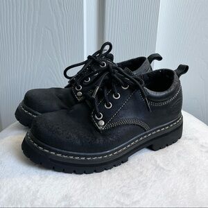Vintage Skechers round toe shoes Y2K